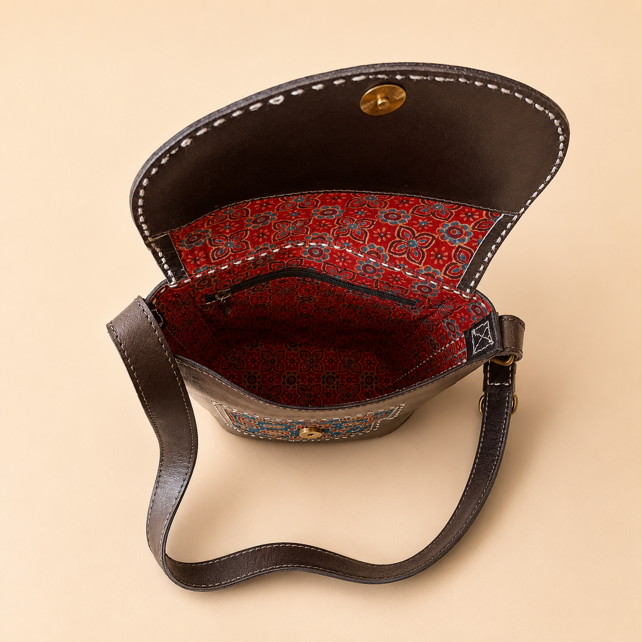 CAC-LB-M1 Leather Bag With Masroo SKU - CAC-LB-M1
