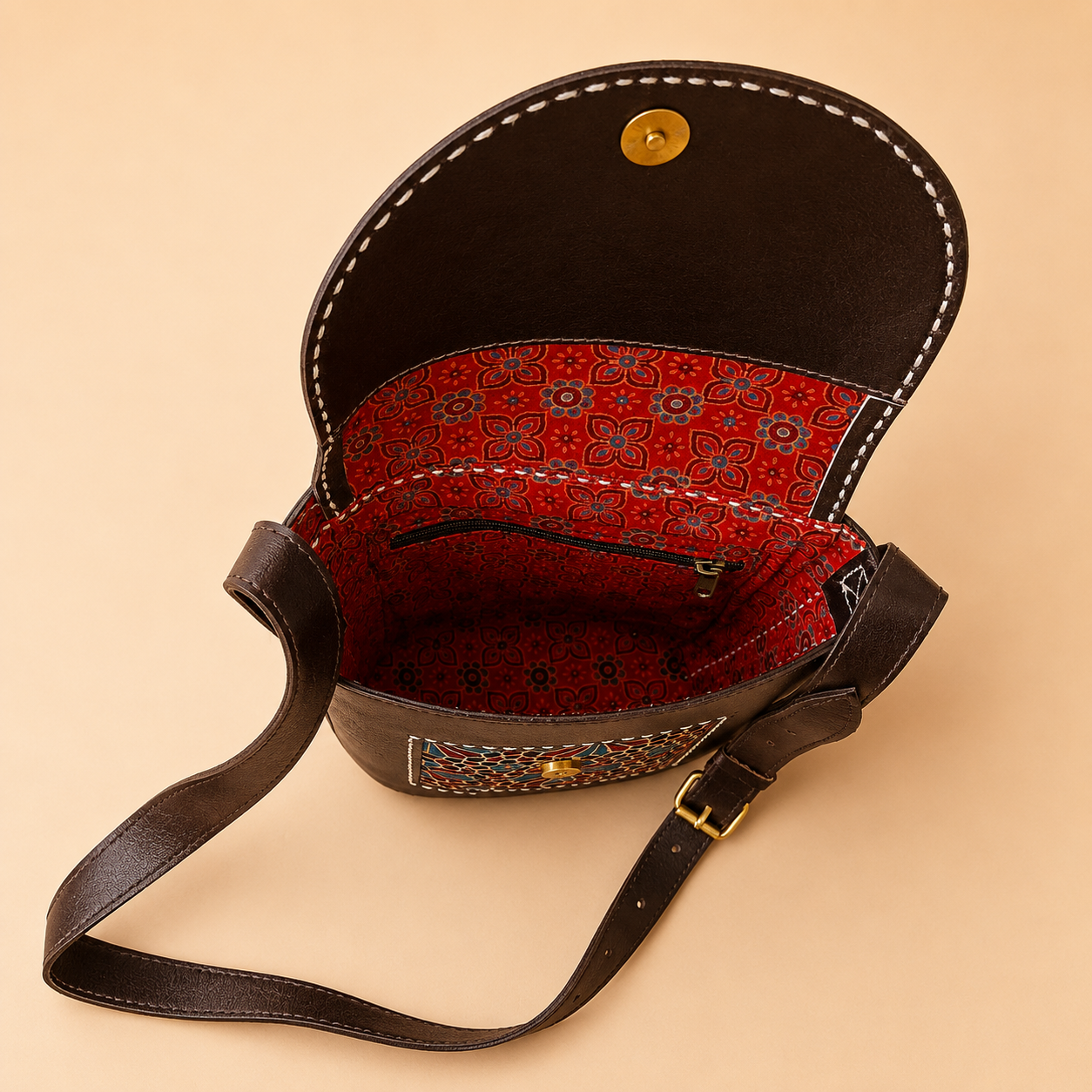 Leather Bag With Masroo SKU - CAC-LB-M4