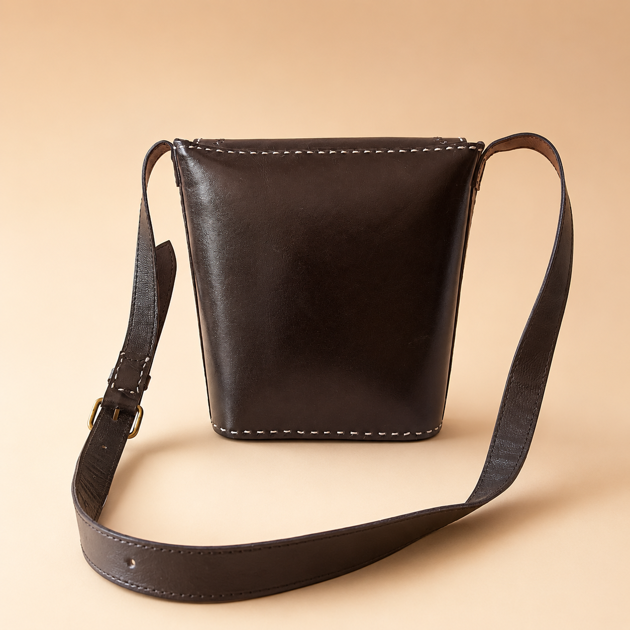 Leather Bag With Masroo SKU - CAC-LB-M5